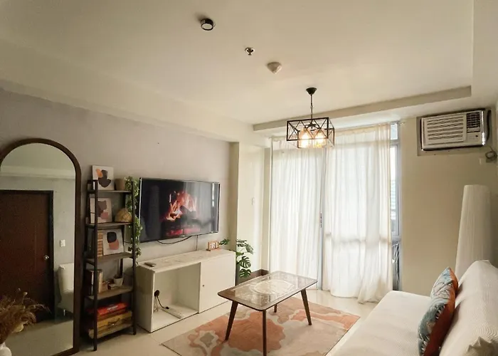 1-bedroom Unit Manhattan Heights Araneta Cuabo With Balcony 4* Manila