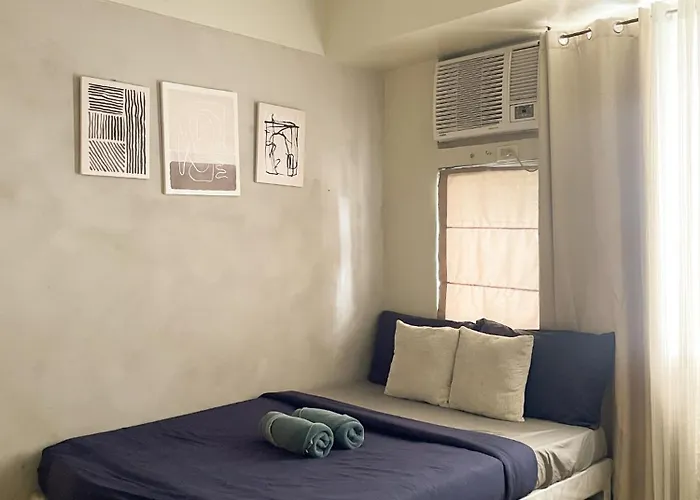 1-bedroom Unit Manhattan Heights Araneta Cuabo With Balcony