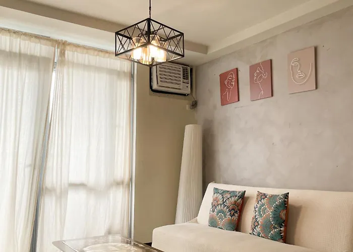 1-bedroom Unit Manhattan Heights Araneta Cuabo With Balcony Aparthotel Manila